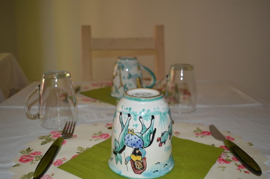 Mary'S Home Salerno Bagian luar foto